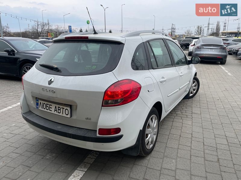 Универсал Renault Clio 2012 в Львове фото 3 Универсал Renault Clio 2012 в Львове