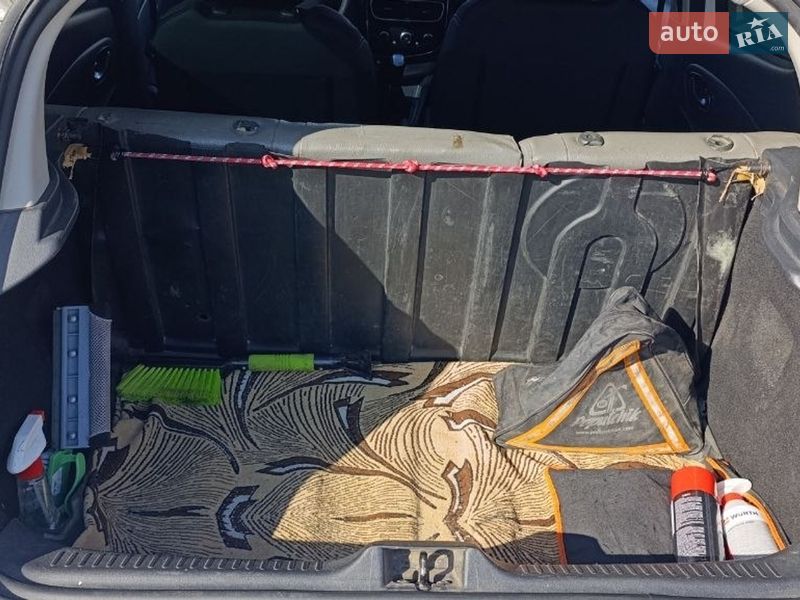 Хэтчбек Renault Clio 2017 в Киеве фото 12 Хэтчбек Renault Clio 2017 в Киеве