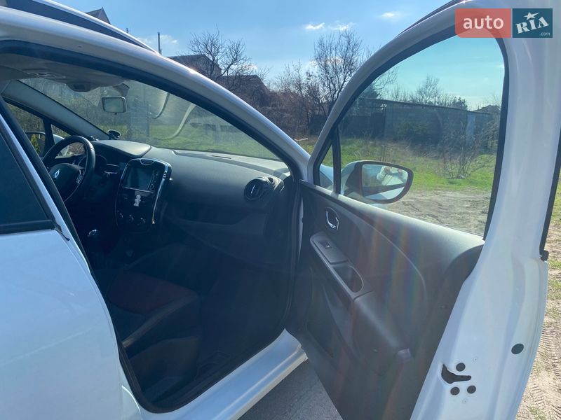Хэтчбек Renault Clio 2014 в Днепре