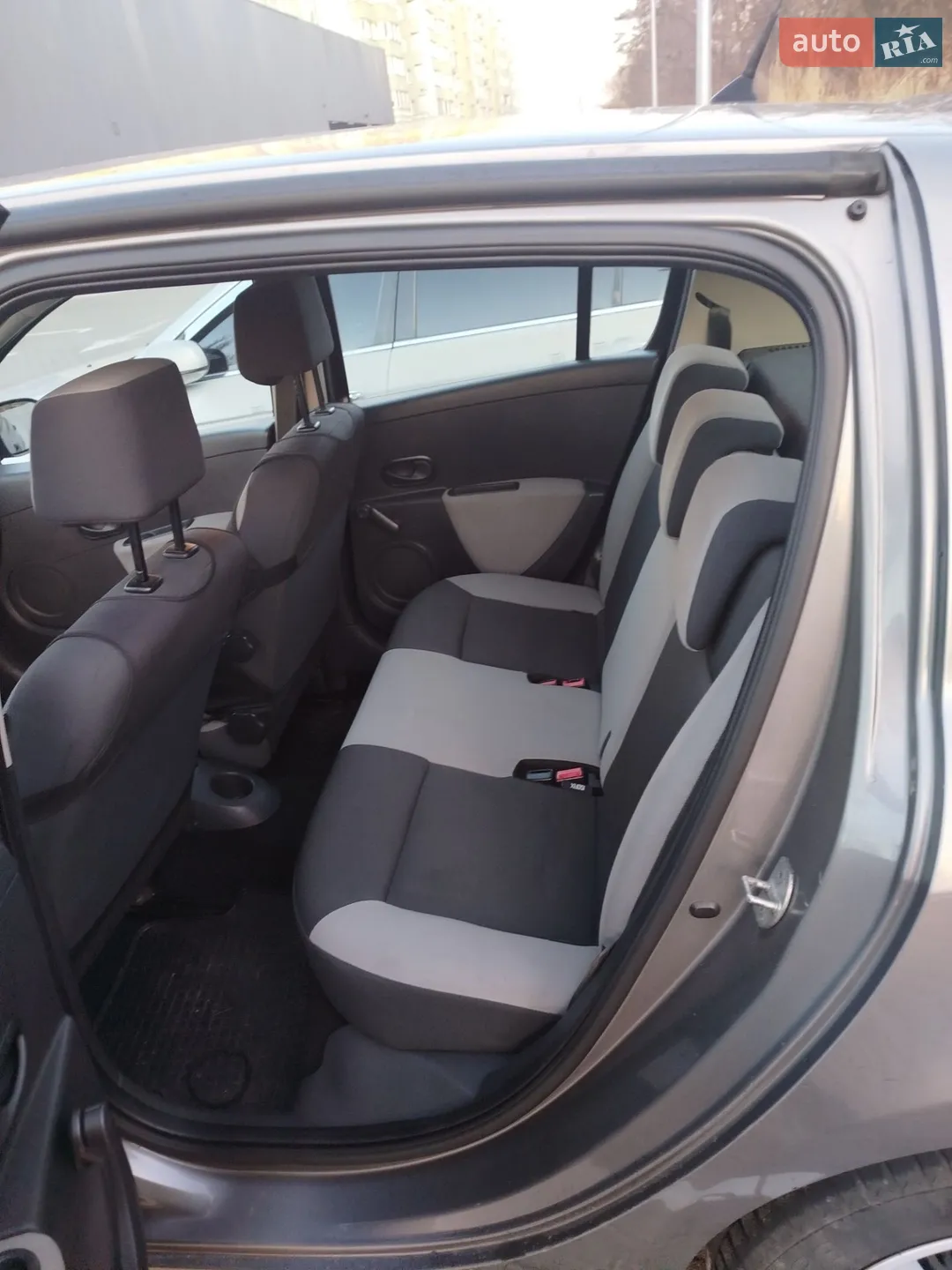 2010 Renault Clio - мініатюра 3