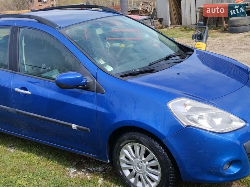 Renault Clio 2011 Renault Clio 2011