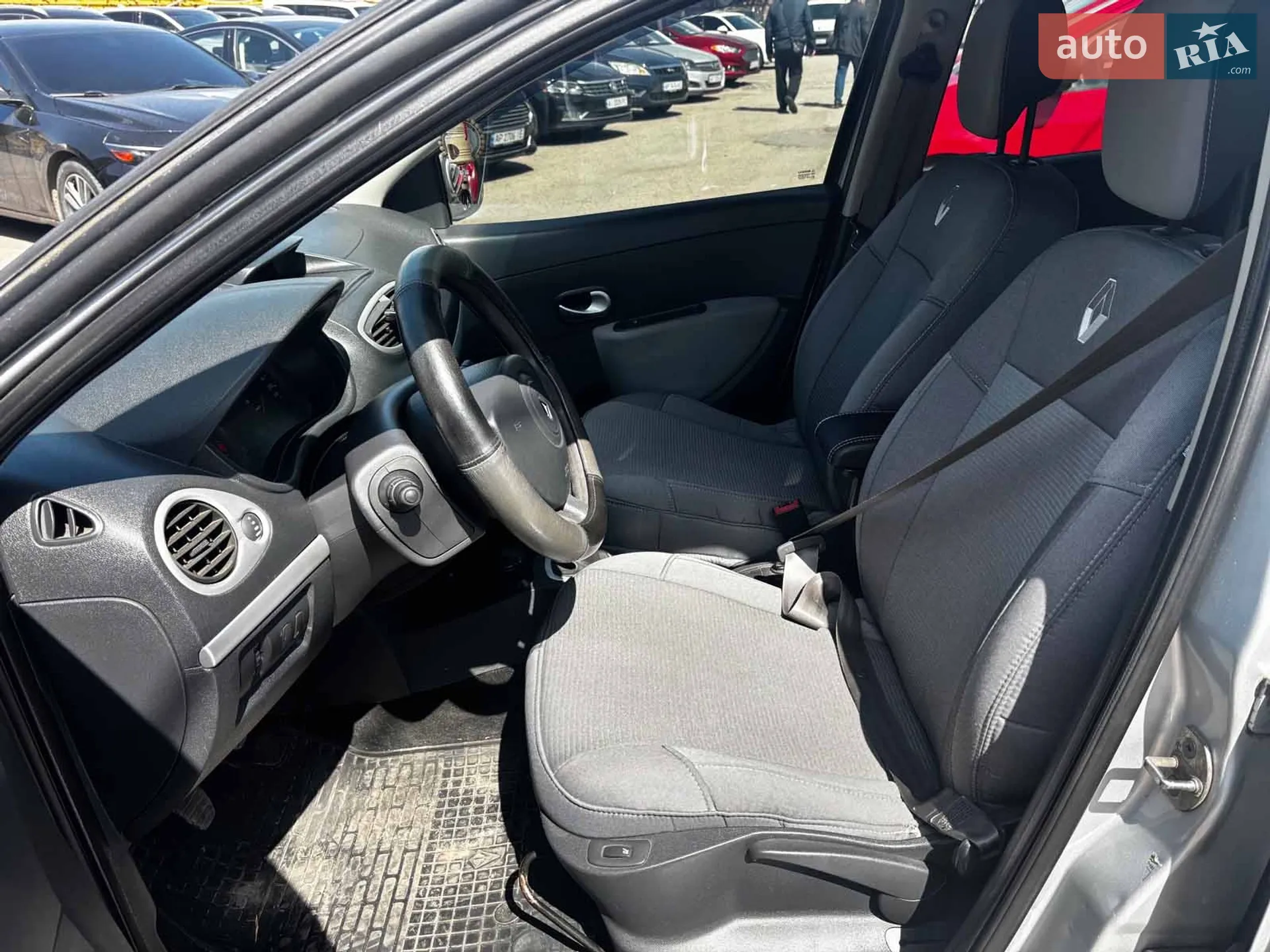 2011 Renault Clio - мініатюра 14