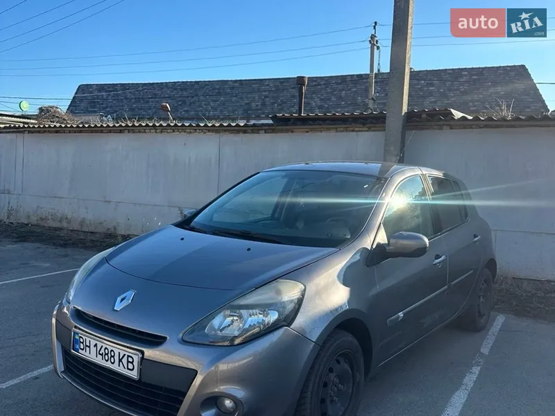 Renault Clio 2011
