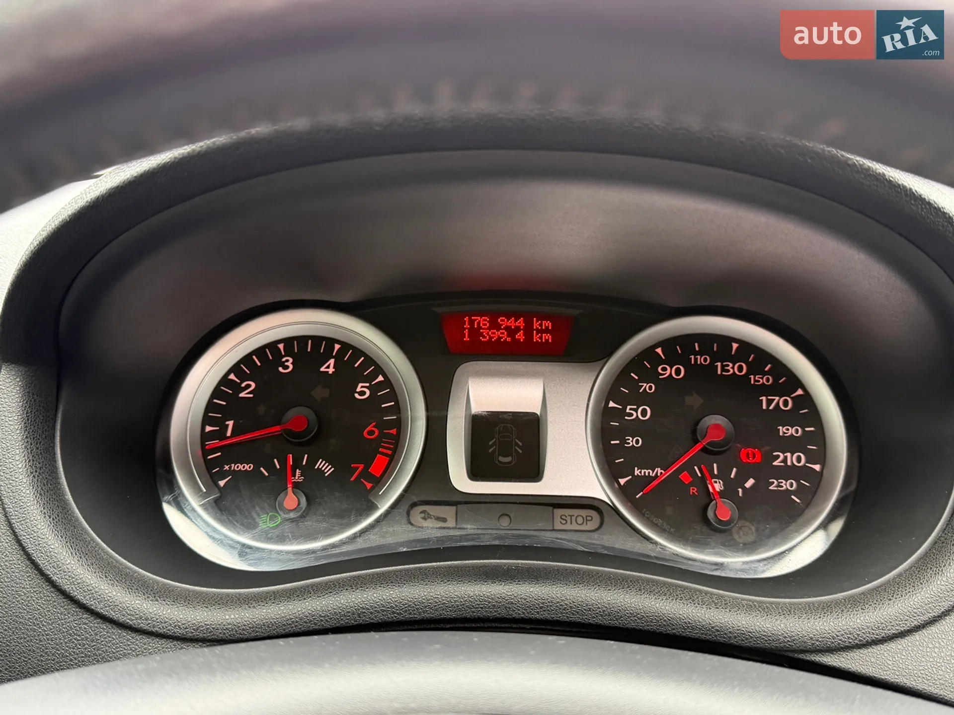 2010 Renault Clio - мініатюра 18