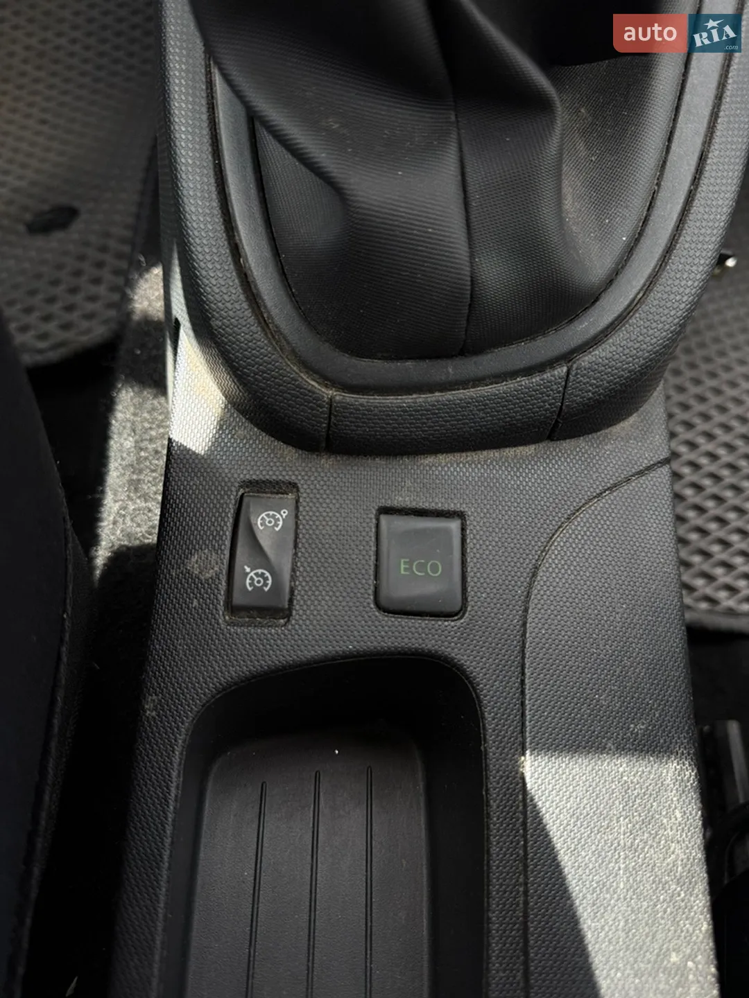 2014 Renault Clio - мініатюра 16