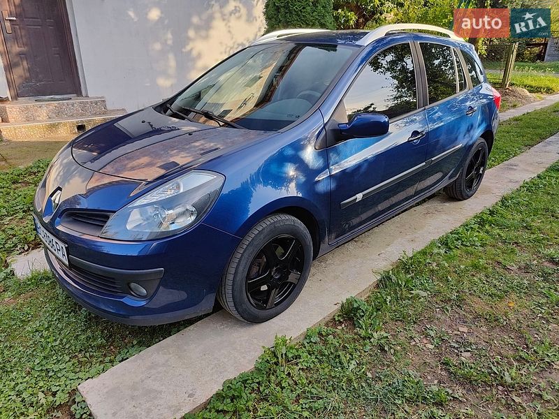 Универсал Renault Clio 2008 в Бориславе