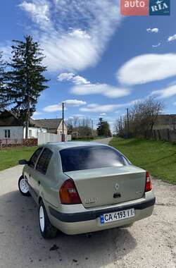 Хэтчбек Renault Clio 2003 в Умани