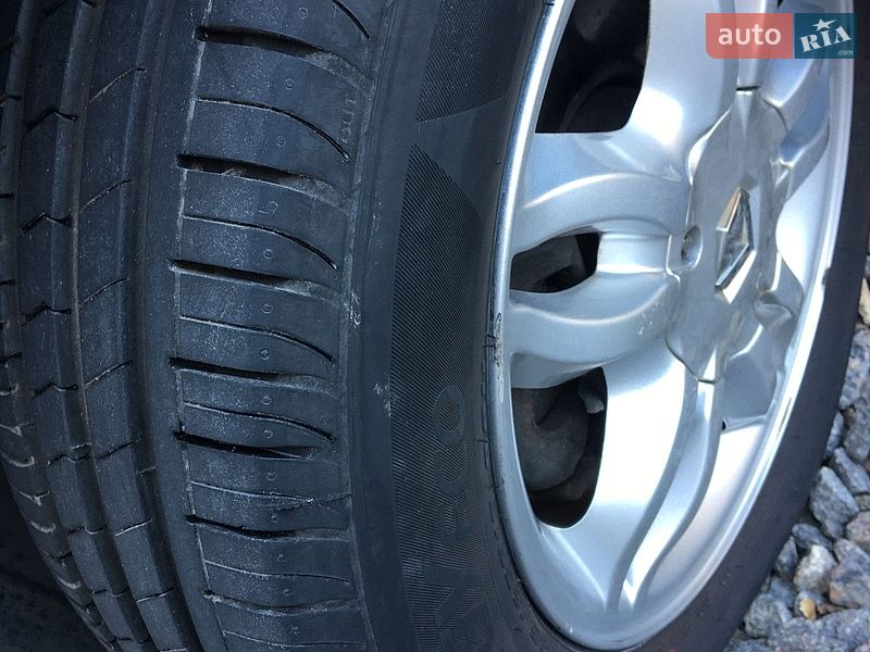 Хэтчбек Renault Clio 2008 в Виннице
