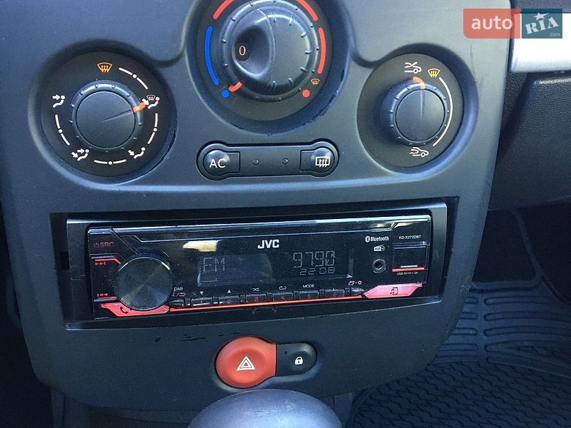 Хэтчбек Renault Clio 2008 в Виннице