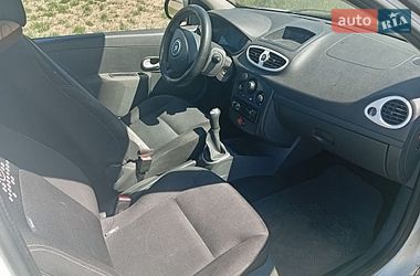Хэтчбек Renault Clio 2012 в Чернигове
