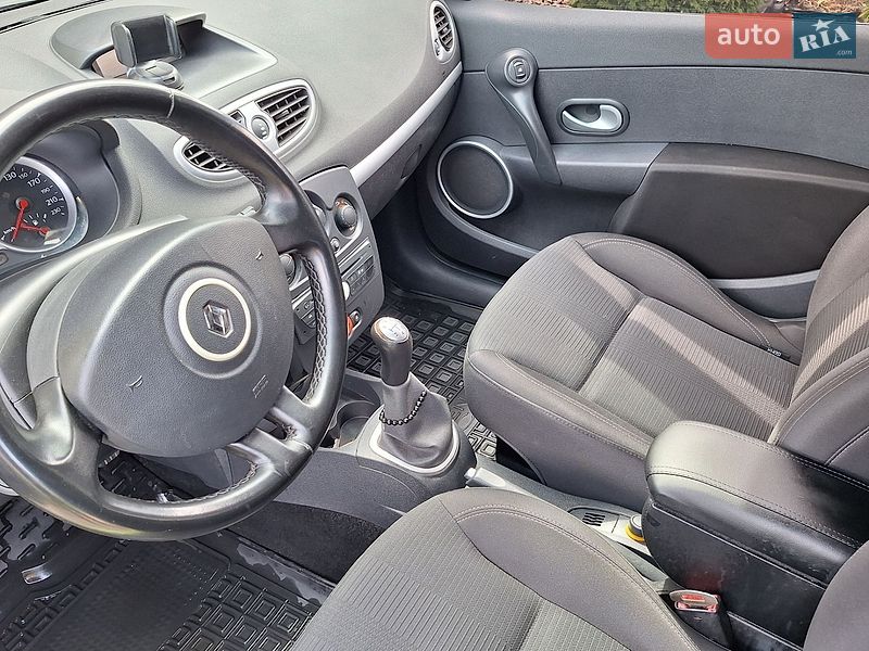 Хетчбек Renault Clio 2009 в Білій Церкві