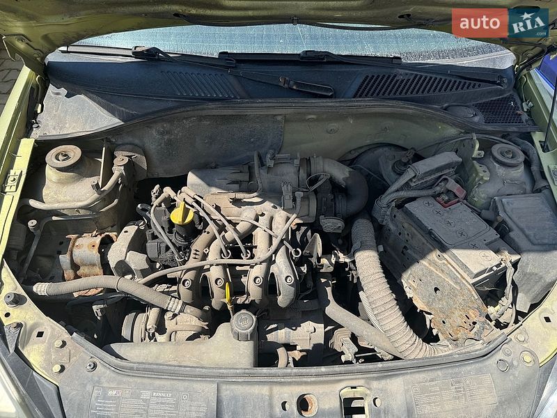 Хетчбек Renault Clio 2004 в Хмельницькому