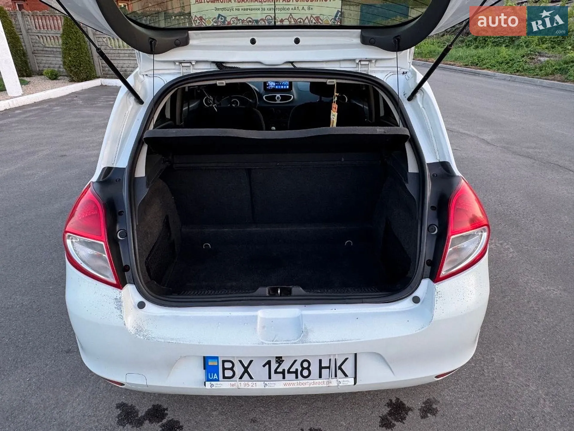 2010 Renault Clio - мініатюра 9