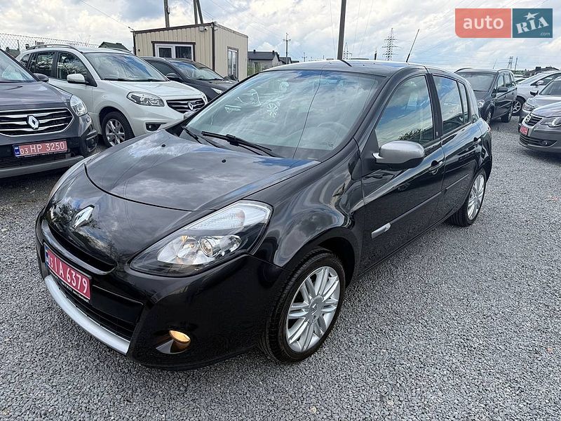 Renault Clio 2011 Renault Clio 2011