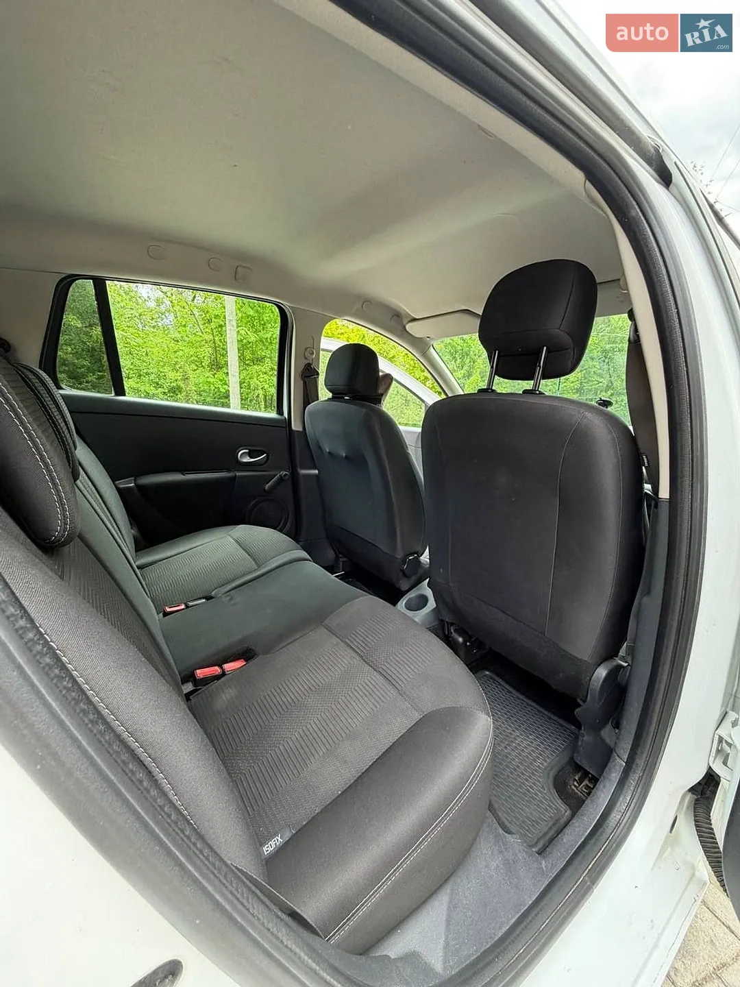 2011 Renault Clio - мініатюра 21