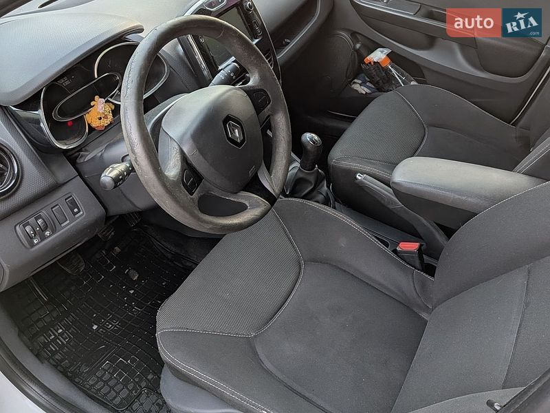 Хэтчбек Renault Clio 2013 в Днепре