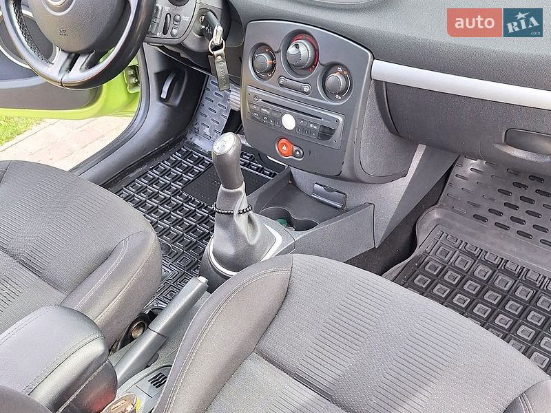Хэтчбек Renault Clio 2009 в Белой Церкви