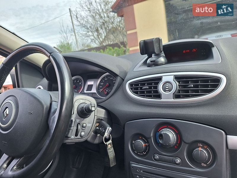 Хэтчбек Renault Clio 2009 в Белой Церкви