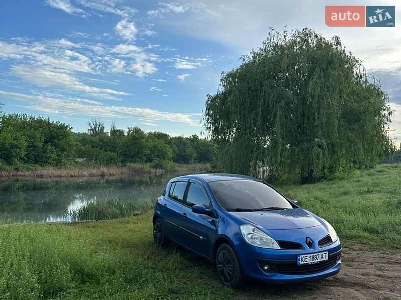 Хетчбек Renault Clio 2007 в Кривому Розі фото 3 Хетчбек Renault Clio 2007 в Кривому Розі