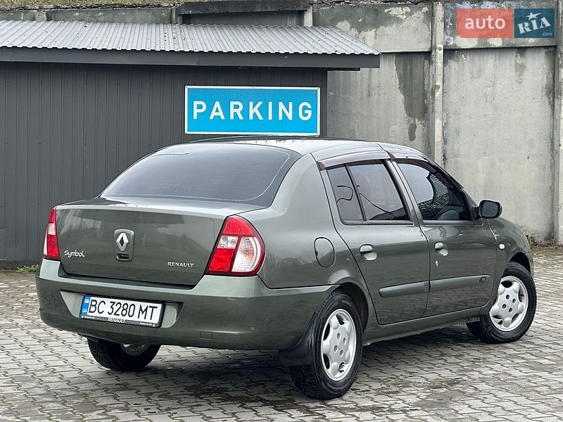 Седан Renault Clio 2007 в Дрогобичі