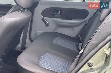 Седан Renault Clio 2007 в Дрогобичі
