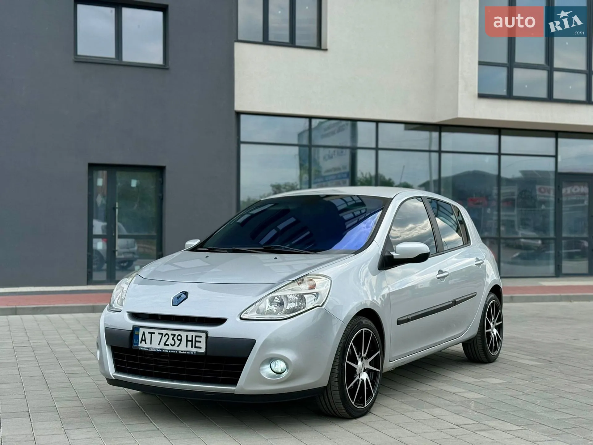 2011 Renault Clio - мініатюра 10