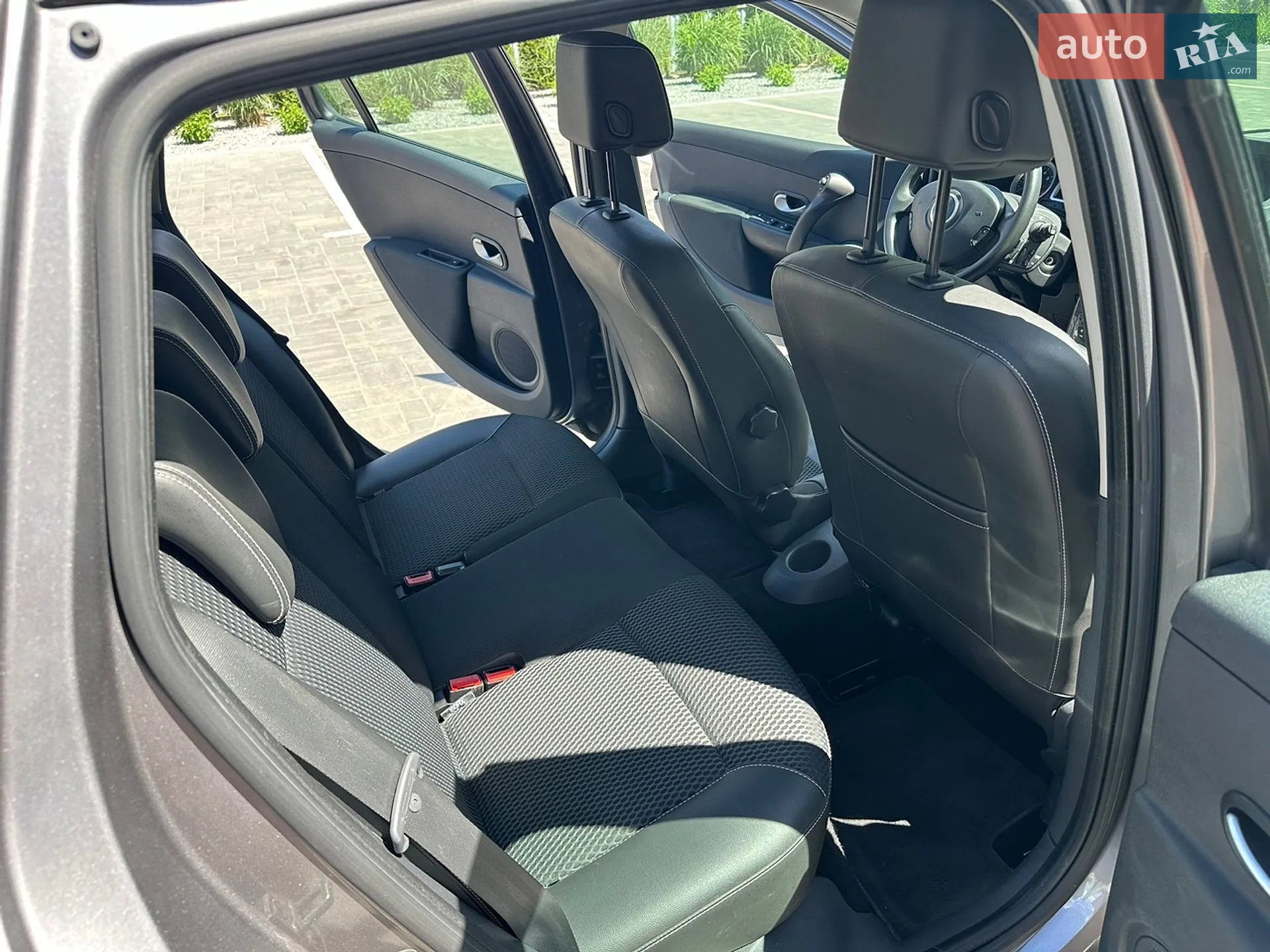 2011 Renault Clio - мініатюра 33