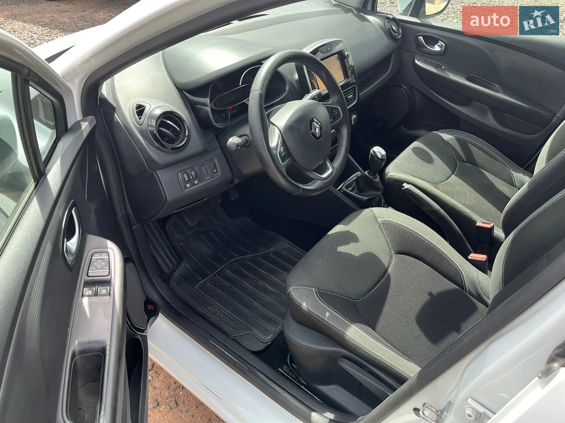 2016 Renault Clio - мініатюра 8