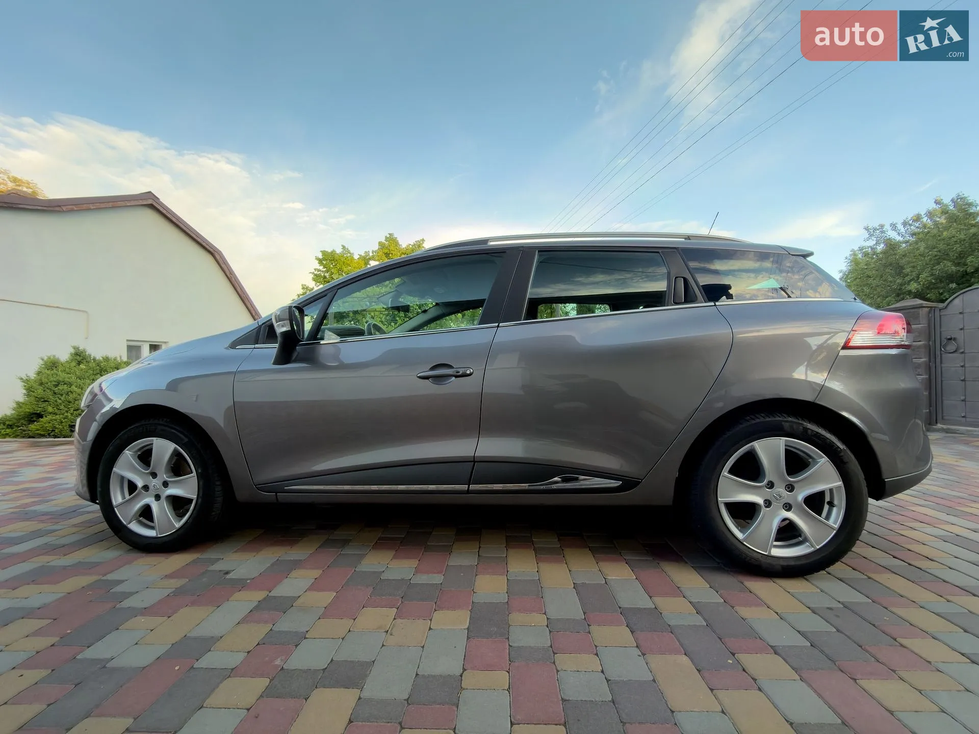 2015 Renault Clio - мініатюра 8