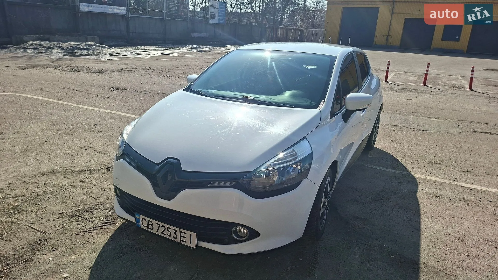 2015 Renault Clio - фото 1