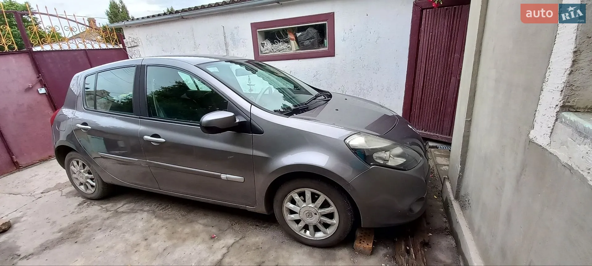 2010 Renault Clio - мініатюра 9