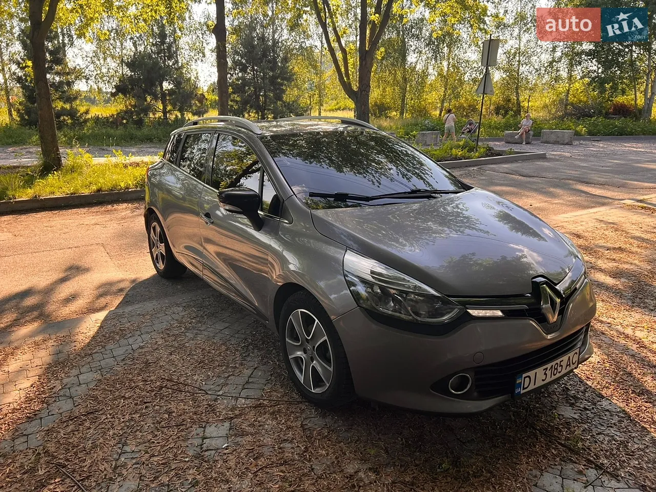 2014 Renault Clio - мініатюра 21