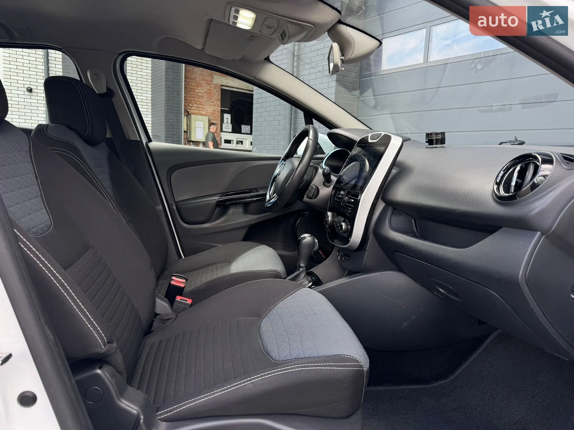 2014 Renault Clio - мініатюра 15