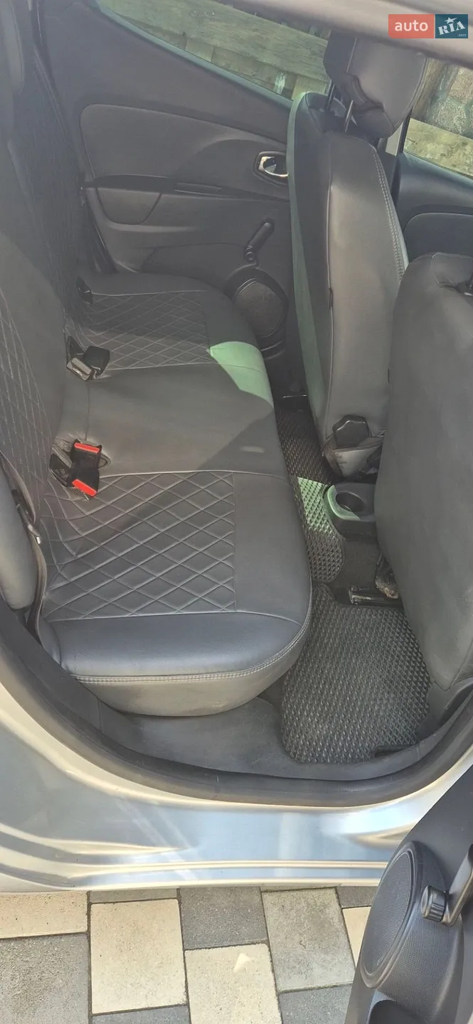 Renault Clio 2013 VIN VF15RJL0H49600953 фото оголошення 8 з 20