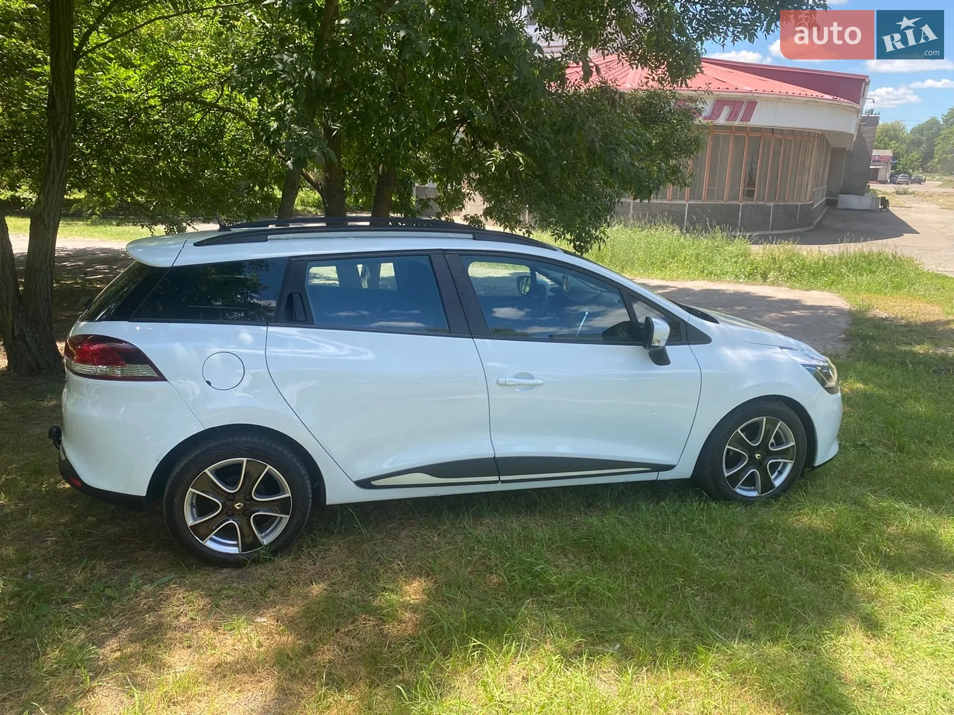 2017 Renault Clio - мініатюра 13