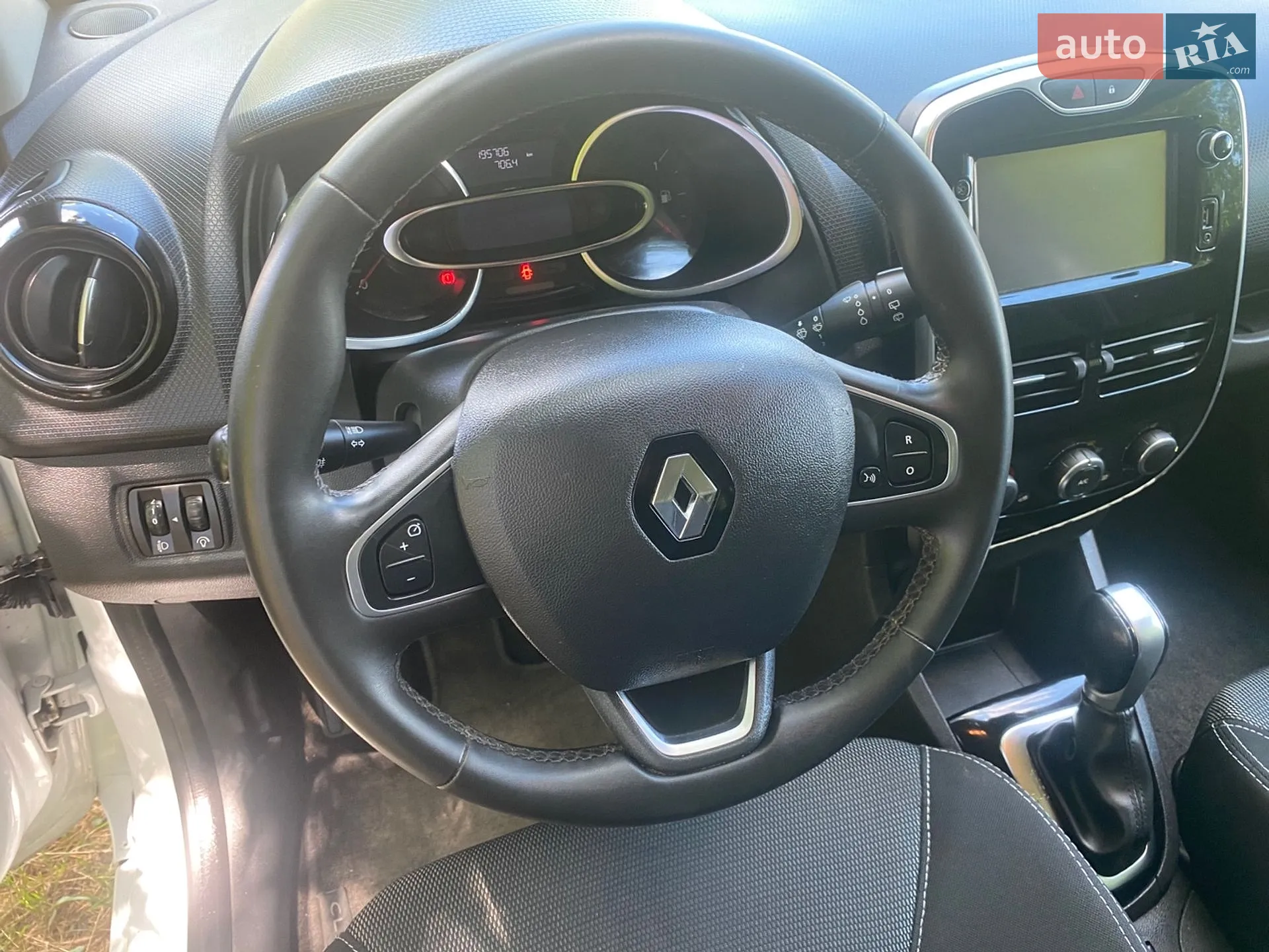 2017 Renault Clio - мініатюра 22