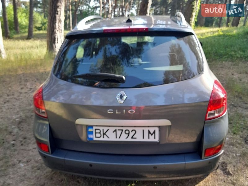 Універсал Renault Clio 2010 в Рівному