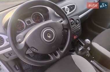 Хэтчбек Renault Clio 2012 в Дубно