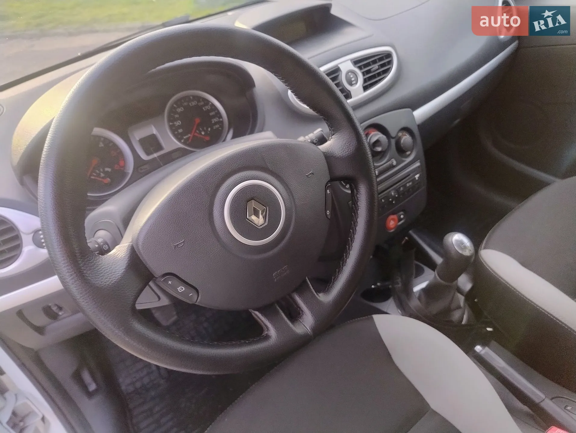 2012 Renault Clio - мініатюра 24