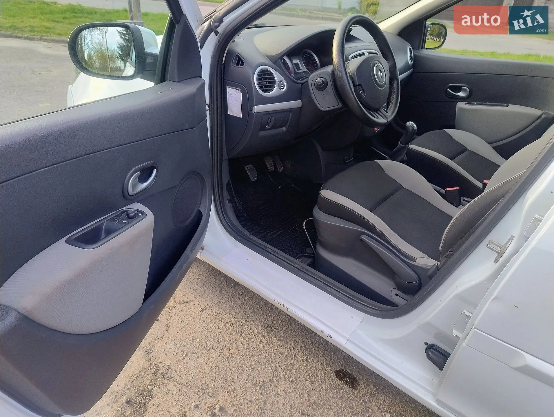 2012 Renault Clio - мініатюра 26