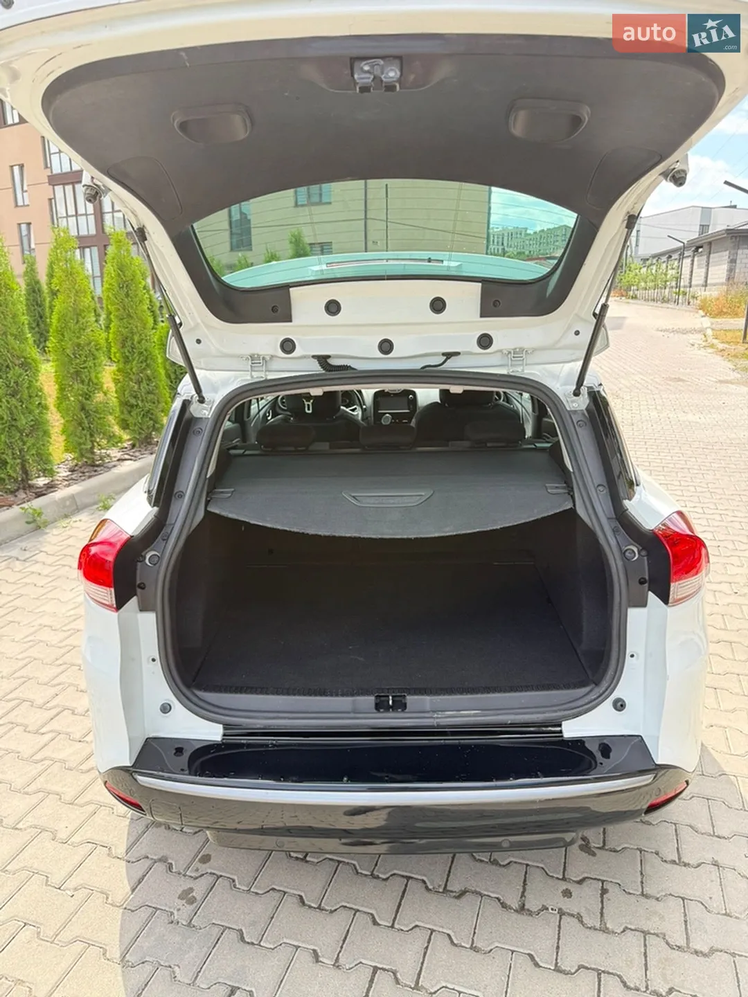 2015 Renault Clio - мініатюра 17