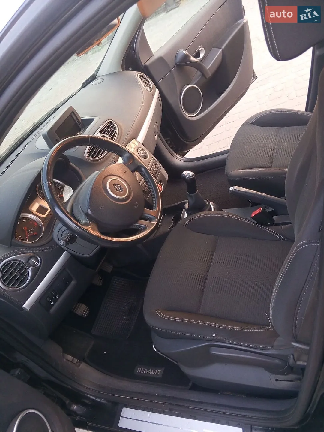 2011 Renault Clio - мініатюра 10