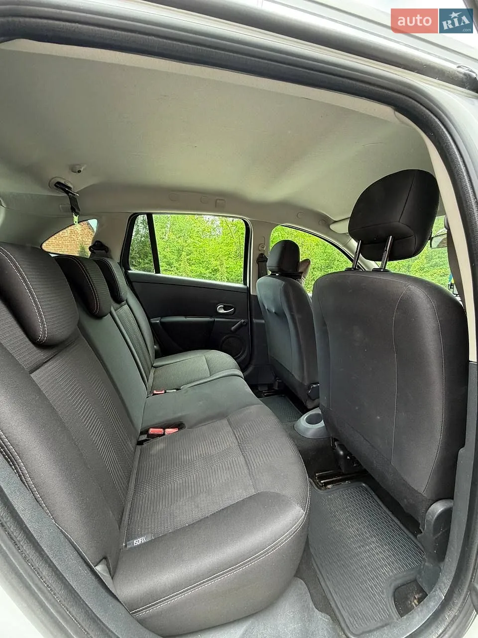 2011 Renault Clio - мініатюра 28