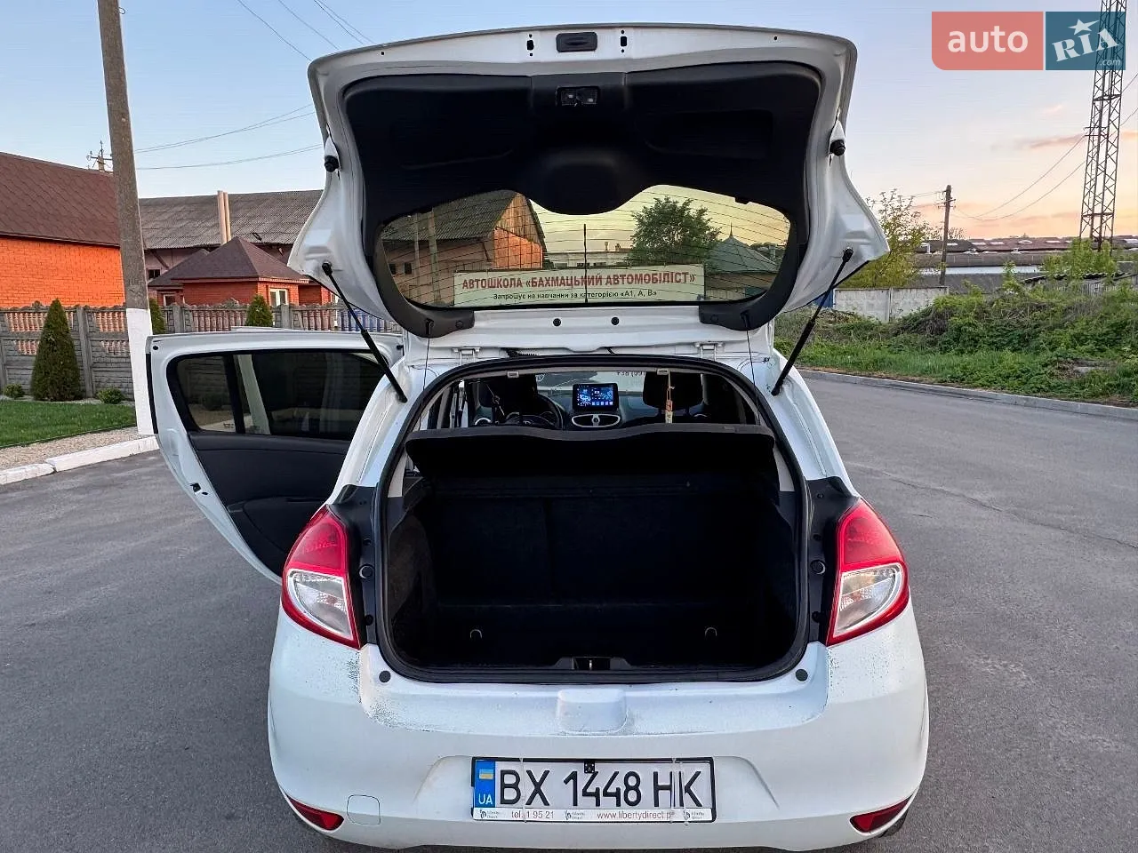 2010 Renault Clio - мініатюра 2