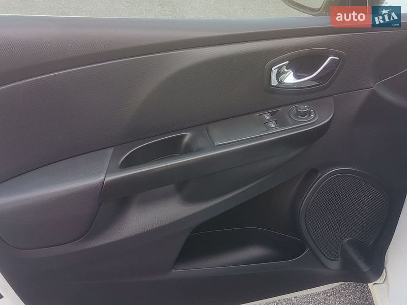 Хэтчбек Renault Clio 2013 в Виннице