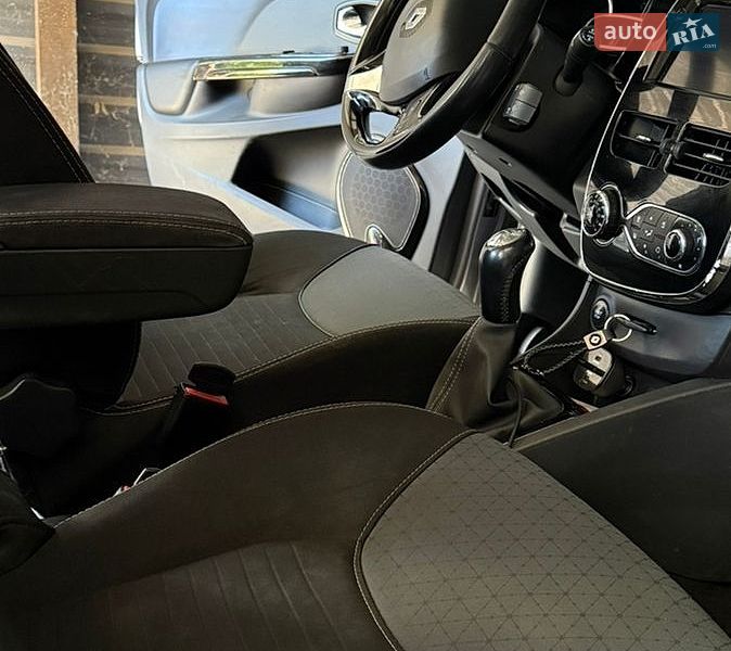 Універсал Renault Clio 2013 в Ланівці