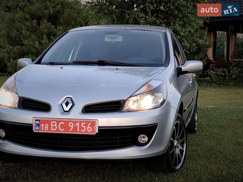 Хэтчбек Renault Clio 2007 в Кременчуге фото 2 Хэтчбек Renault Clio 2007 в Кременчуге