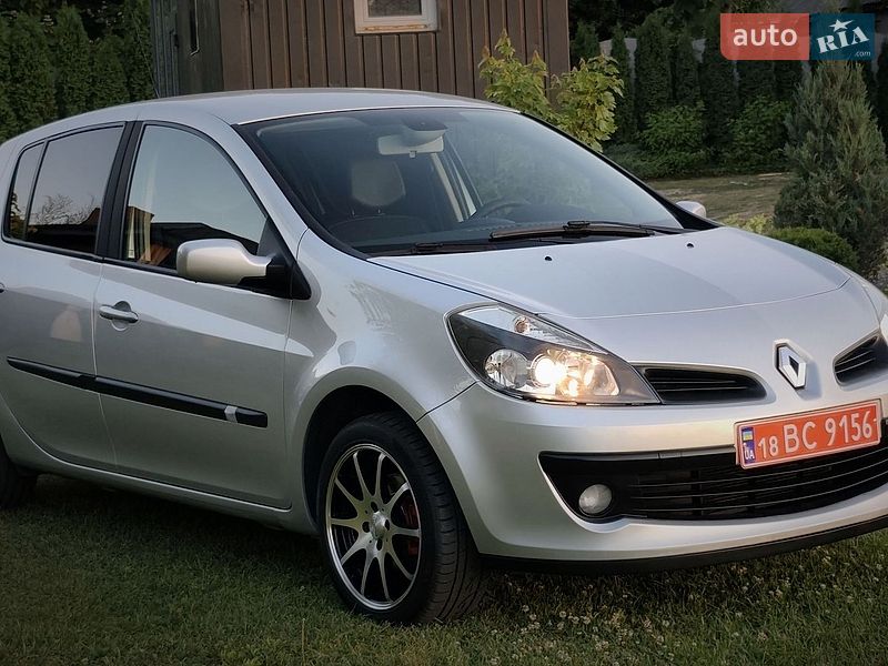 Хэтчбек Renault Clio 2007 в Кременчуге фото 33 Хэтчбек Renault Clio 2007 в Кременчуге