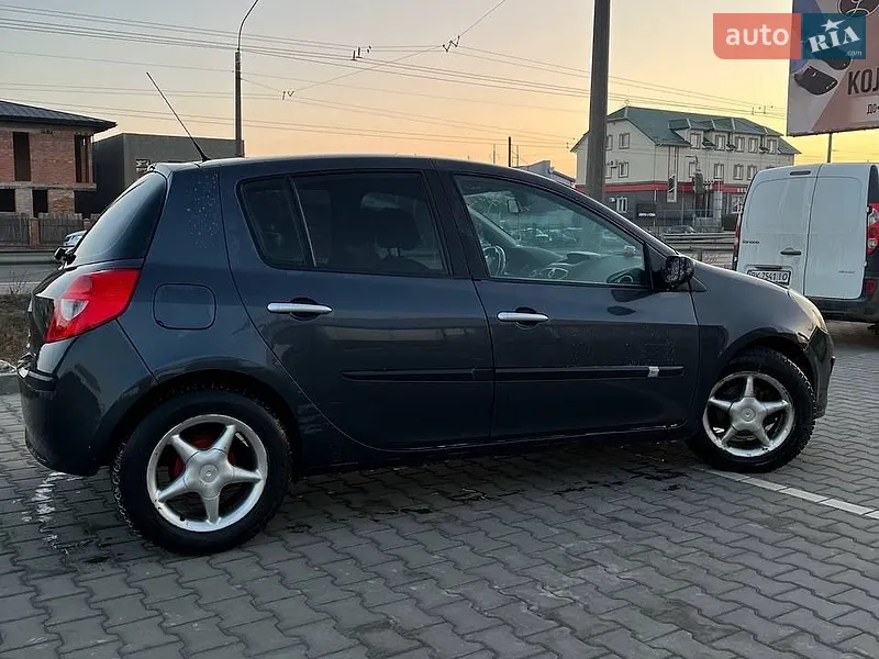 Renault Clio 2006