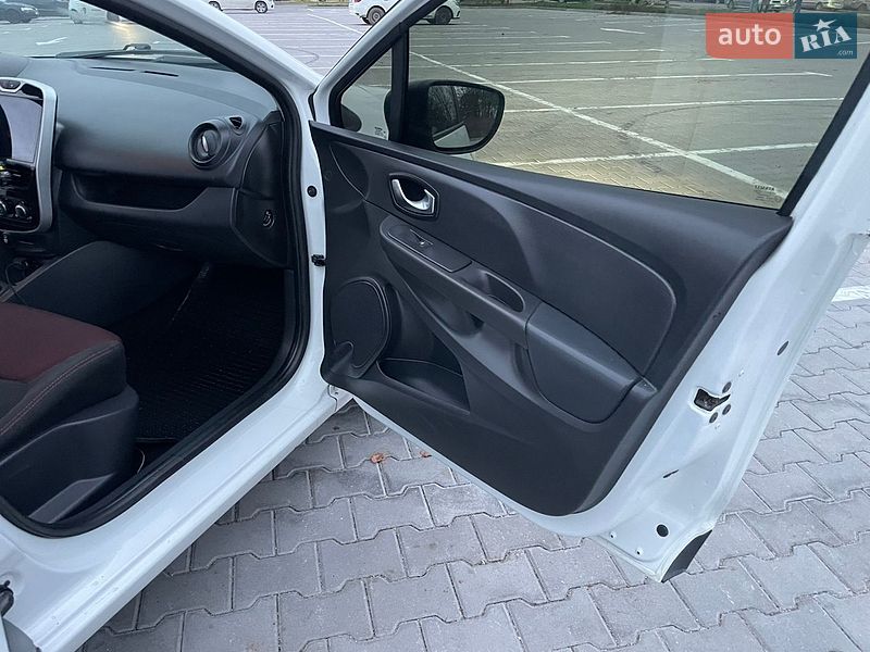 Хэтчбек Renault Clio 2015 в Хмельницком фото 12 Хэтчбек Renault Clio 2015 в Хмельницком